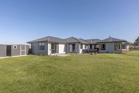 Photo of property in 6 Harrier Place, Amberley, 7410