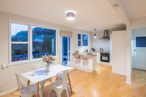 Photo of property in 12f1 Norna Crescent, Kelburn, Wellington, 6012