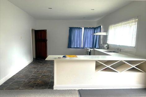 Photo of property in 64 Division Street, Riccarton, Christchurch, 8041