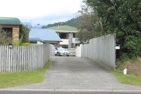 Photo of property in 107b Ocean Road, Whangamata, 3620
