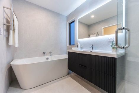 Photo of property in 37b Hastings Road, Mairangi Bay, Auckland, 0630