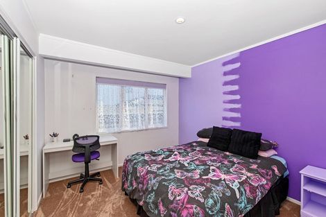 Photo of property in 127b Parrs Cross Road, Glen Eden, Auckland, 0612
