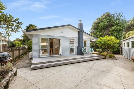 Photo of property in 23 Parenga Street, Wainuiomata, Lower Hutt, 5014
