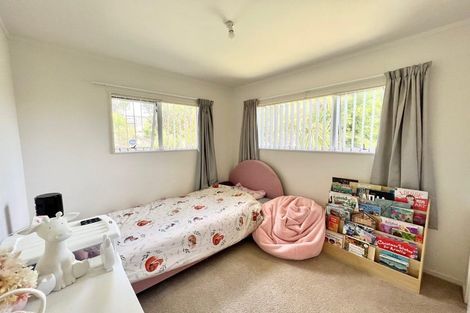 Photo of property in 89 Woodglen Road, Glen Eden, Auckland, 0602
