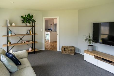 Photo of property in 68 Banks Boulevard, Whitby, Porirua, 5024