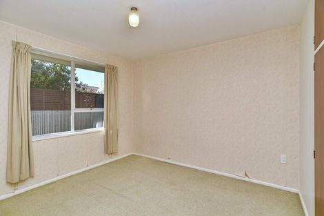 Photo of property in 28 Strathfield Avenue, Dallington, Christchurch, 8061
