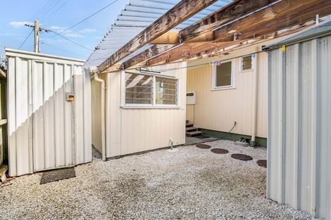 Photo of property in 1/137 Centreway Road, Orewa, 0931
