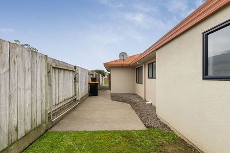 Photo of property in 21 Logan Way, Kelvin Grove, Palmerston North, 4414