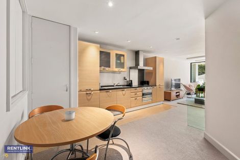 Photo of property in 16 Adams Avenue, Mount Maunganui, 3116