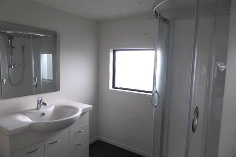 Photo of property in 80u2 Hobson Street, Thorndon, Wellington, 6011