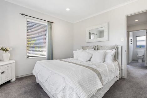 Photo of property in 22 Manor Park Drive, Pyes Pa, Tauranga, 3112