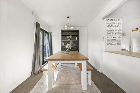 Photo of property in 81 Santiago Crescent, Unsworth Heights, Auckland, 0632