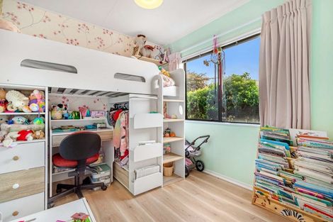 Photo of property in 35b Aquarius Drive, Kawaha Point, Rotorua, 3010