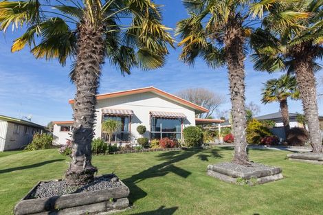 Photo of property in 114 Napier Road, Havelock North, 4130