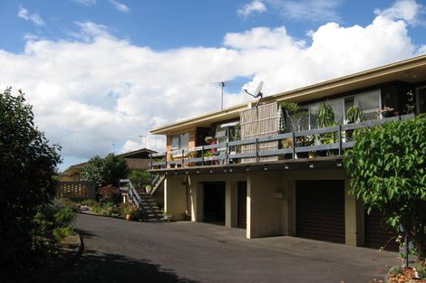 Photo of property in 1/6 Pamela Place, New Lynn, Auckland, 0600