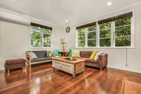 Photo of property in 15 Birdwood Road, Pukekohe, 2120