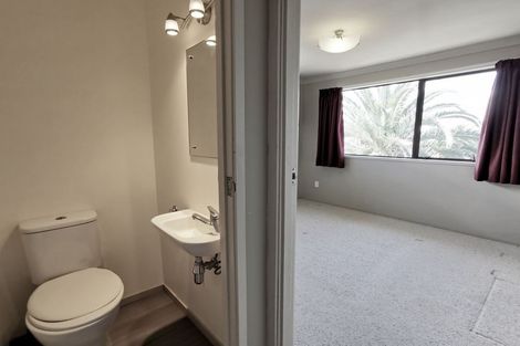 Photo of property in 41 Pisces Road, Glen Eden, Auckland, 0602