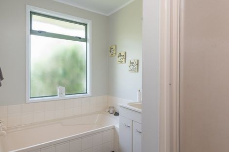 Photo of property in 33 Olympus Way, Richmond, 7020