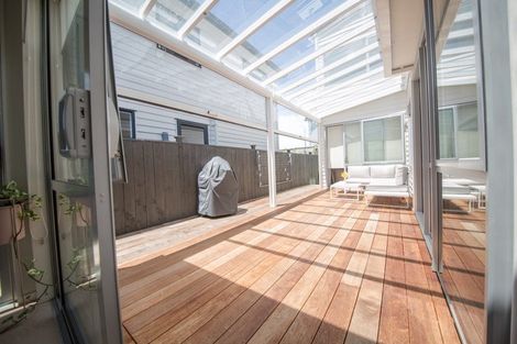 Photo of property in 33 Lockheed Street, Hobsonville, Auckland, 0618