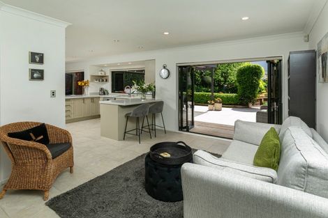 Photo of property in 3 Admirals Court Drive, Greenhithe, Auckland, 0632