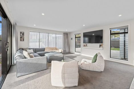 Photo of property in 64 Heathfield Drive, Mosgiel, 9024