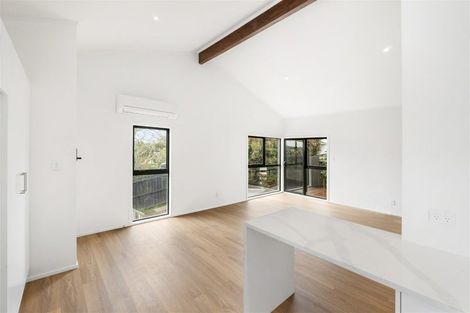 Photo of property in 32a Bayview Road, Bayview, Auckland, 0629