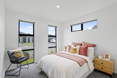 Photo of property in 28 John Gibb Street, Belfast, 8051