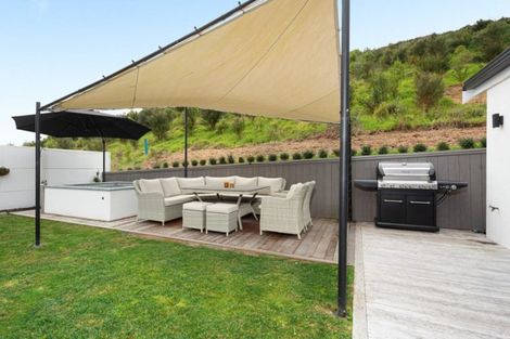 Photo of property in 287 Lakes Boulevard, Pyes Pa, Tauranga, 3112