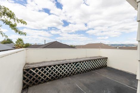 Photo of property in 11 Perrin Place, Kelvin Grove, Palmerston North, 4414