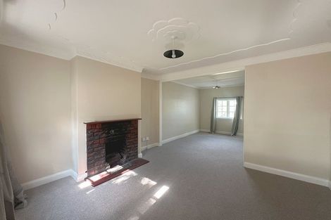 Photo of property in 18-18a Ludlam Crescent, Woburn, Lower Hutt, 5010