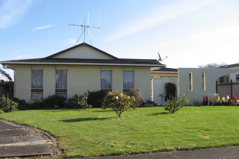 Photo of property in 37 Exeter Crescent, Springvale, Whanganui, 4501