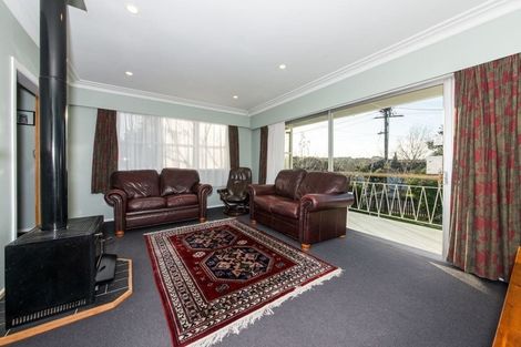 Photo of property in 6 Murray Road, Te Atatu Peninsula, Auckland, 0610