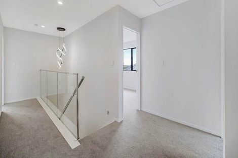 Photo of property in 27 Woven Place, Karaka, 2113