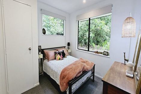 Photo of property in 16 Zephyr Terrace, Governors Bay, 8971