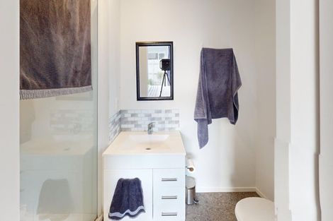 Photo of property in 50 Exeter Crescent, Takaro, Palmerston North, 4412