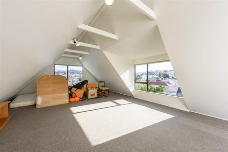 Photo of property in 51f6 Austin Street, Mount Victoria, Wellington, 6011
