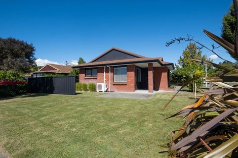 Photo of property in 1 Lowther Place, Taradale, Napier, 4112