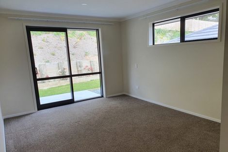 Photo of property in 10 Grapnel Lane, Whitby, Porirua, 5024