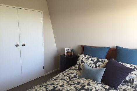 Photo of property in 5 Trilids Lane, Churton Park, Wellington, 6037