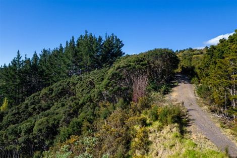 Photo of property in 93 Ranui Road, Karetu, 0283