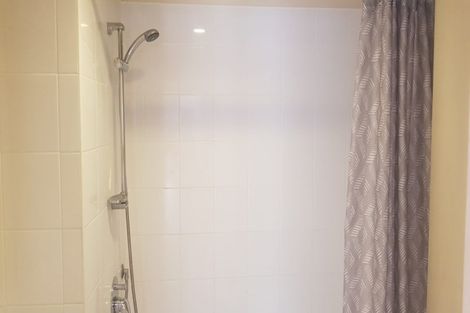 Photo of property in 1i/18 Ronwood Avenue, Manukau, Auckland, 2104