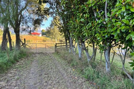 Photo of property in 70 Te Whanga Road, Levin, 5572