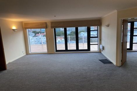 Photo of property in Endeavour Apartments, 125u6 Thorndon Quay, Pipitea, Wellington, 6011