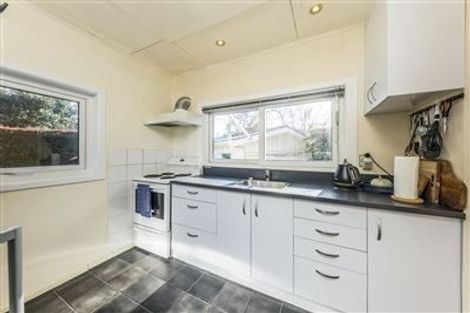 Photo of property in 2 Orakau Road, Mangere East, Auckland, 2024