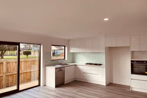 Photo of property in 29d Kenderdine Road, Papatoetoe, Auckland, 2025