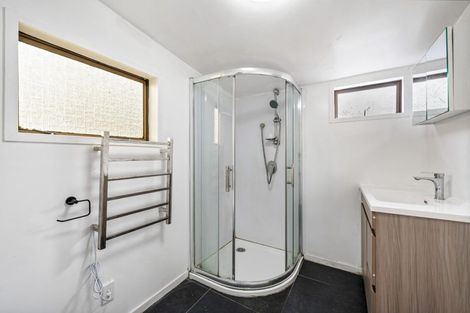 Photo of property in 72 Don Buck Road, Massey, Auckland, 0614