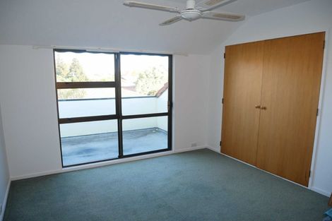 Photo of property in 29 Glenburn Place, Avonhead, Christchurch, 8042