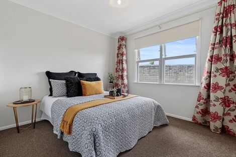 Photo of property in 6 Sundown Crescent, Melville, Hamilton, 3206