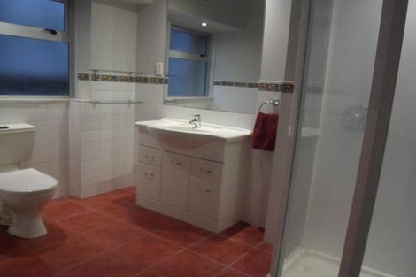 Photo of property in Jerningham Apartments, 20 Oriental Terrace, Oriental Bay, Wellington, 6011