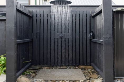 Photo of property in 35 Ngatai Road, Otumoetai, Tauranga, 3110